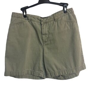 Eddie Bauer short shorts khaki green size 8
